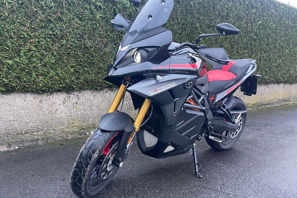 Energica Experia Green Tourer