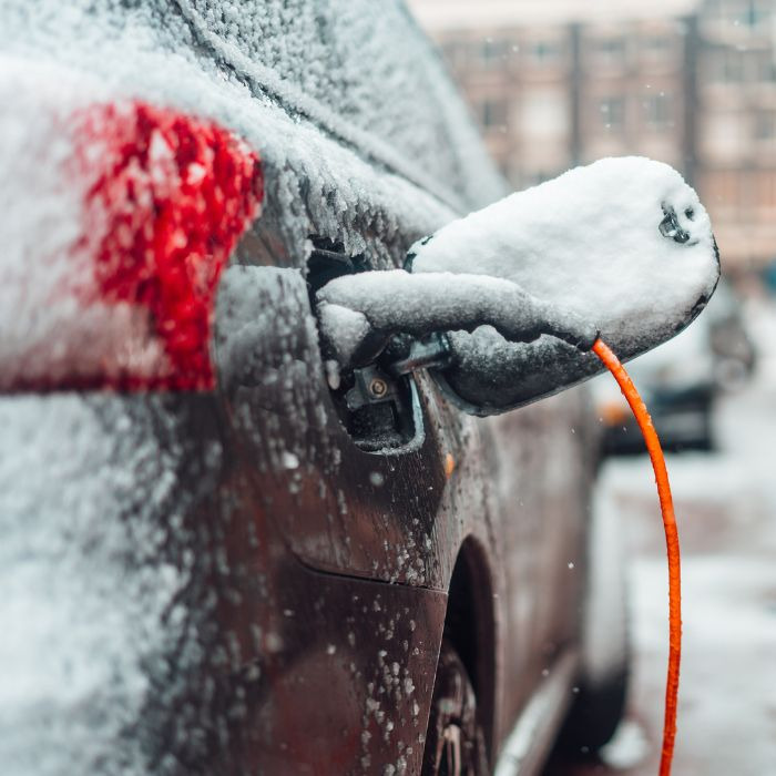 Are all 100% electric cars equal in the face of winter?