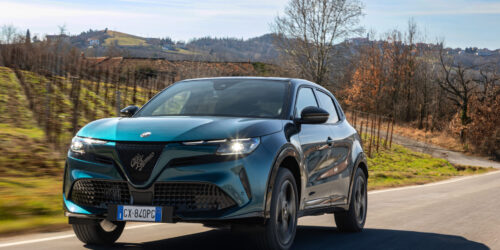 Alfa Romeo Junior Ibrida Q4