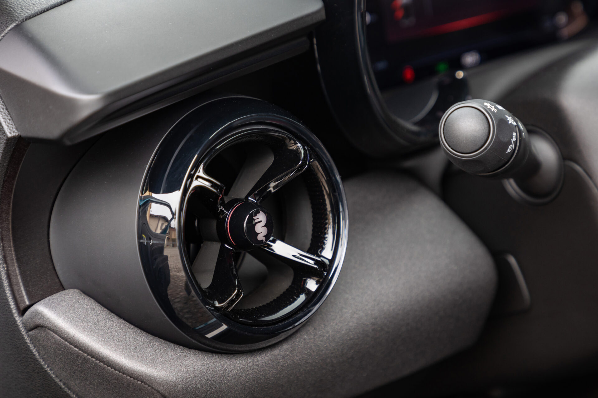 Alfa Romeo Junior Ibrida Q4 Alfa Romeo Junior Ibrida Q4